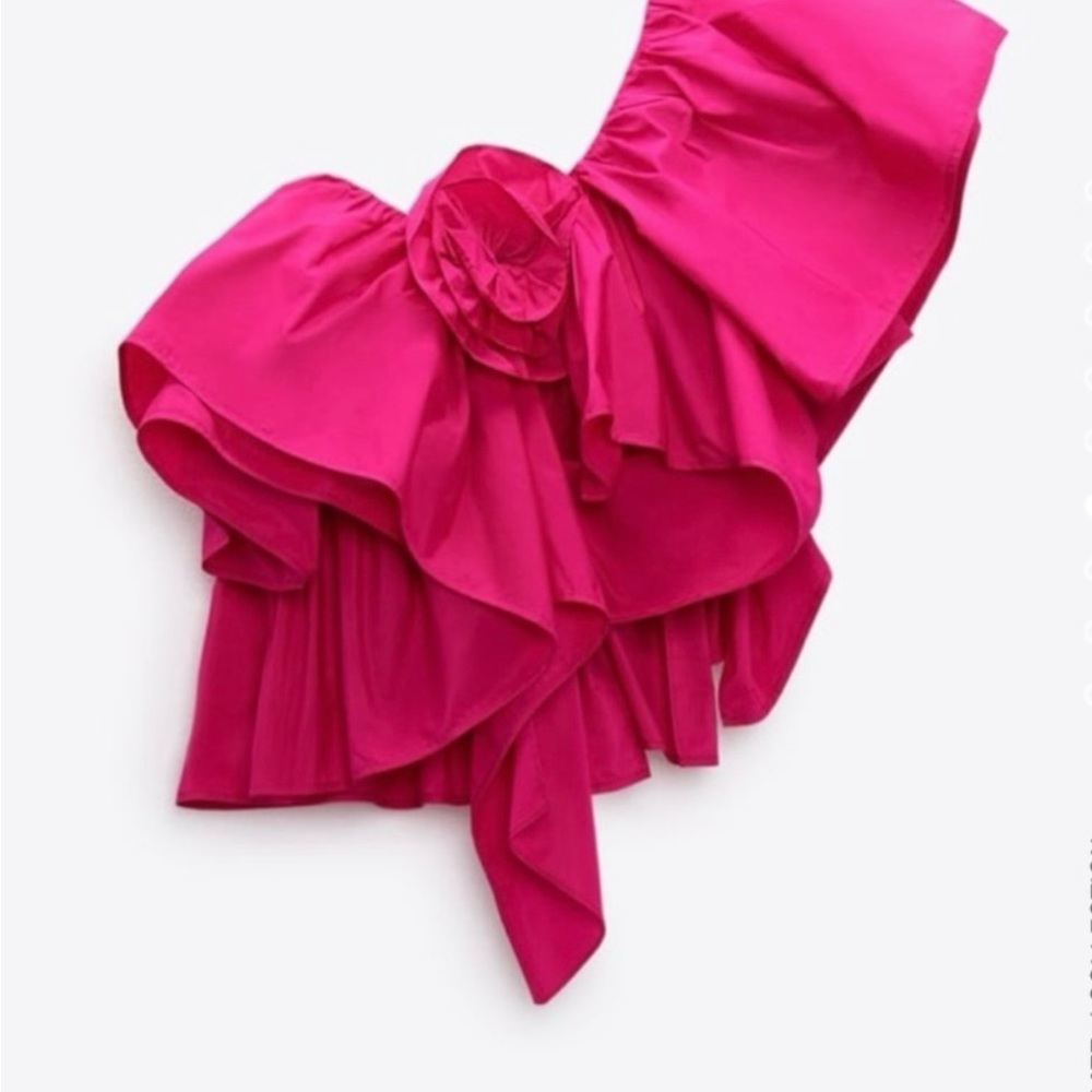 Zara Fuchsia 3D ROSE RUFFLED ASYMMETRIC TOP - Picture 2 of 3